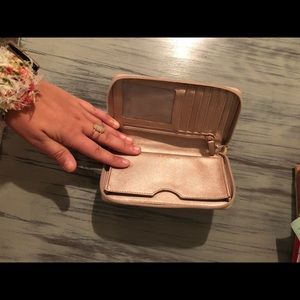 Michael Kors Wallet/ wristlet EUC